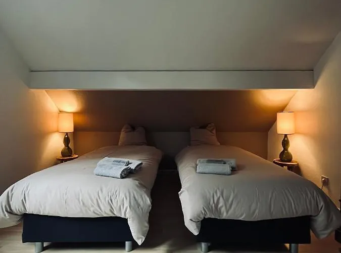 De Charme Chez Malika & Max לינה וארוחת בוקר מאלמדי